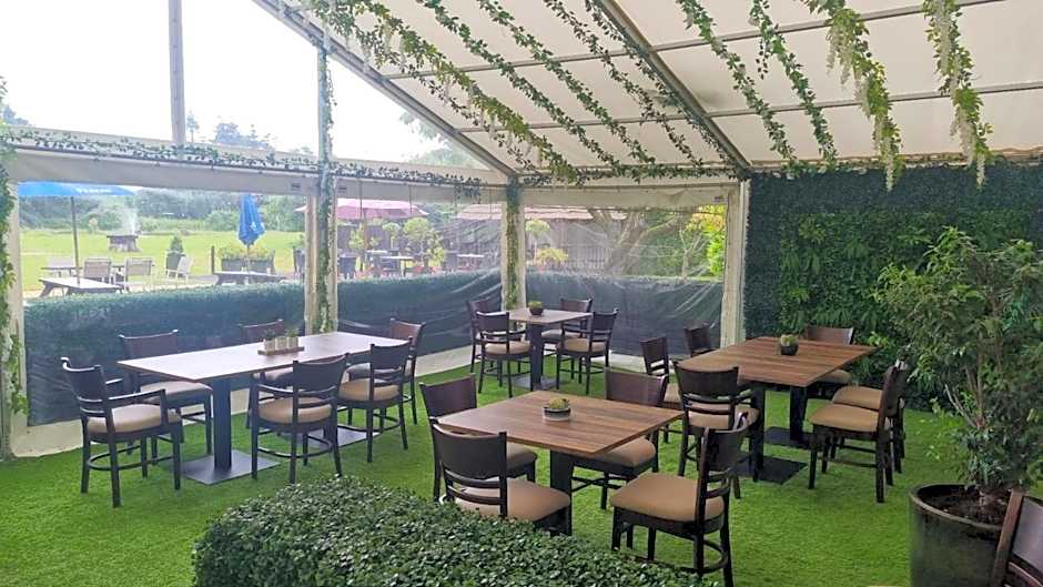 The Limes Country Lodge Hotel