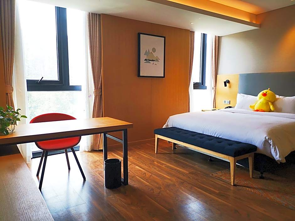 Holiday Inn Express Luanchuan By IHG