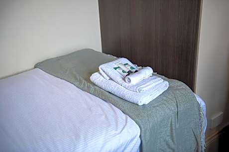 Single Room with Shared Bathroom
