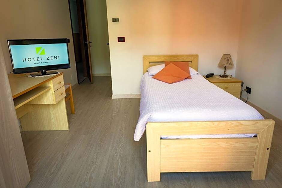 Hotel Zeni