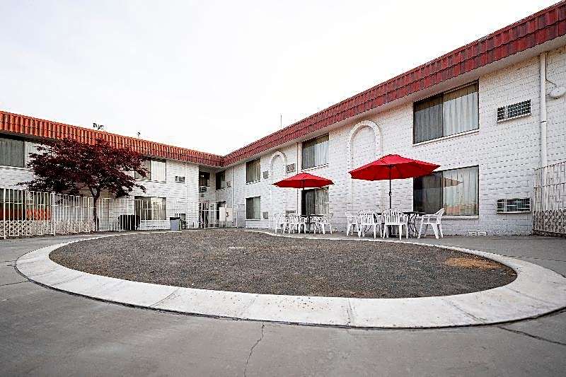 OYO Hotel Hermiston OR, Downtown