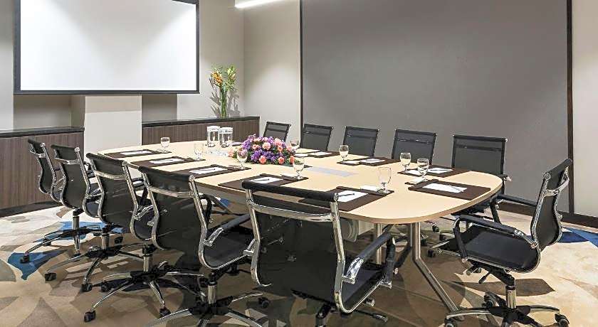 Grand Mercure Ahmedabad GIFT City