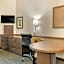 Candlewood Suites Fort Myers/Sanibel Gateway By IHG