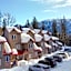 Ski In & 15 Minute Walk to the Lifts Hot Tub AC Pet Friendly