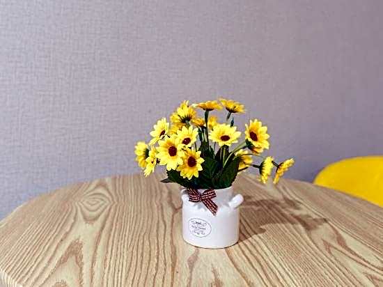 Lishan Youpin Hotel (Guangzhou East Railway Station Shahe Clothing City)