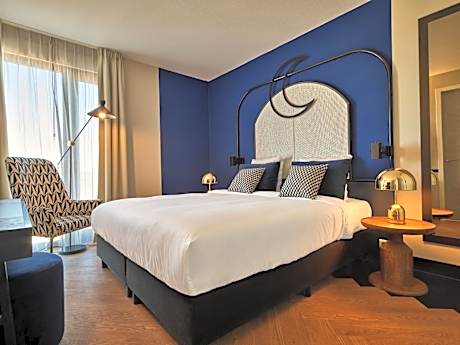 1-Bedroom Apartment