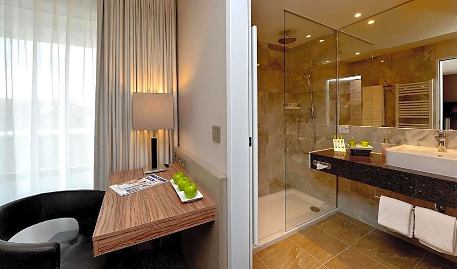 Best Western Plus Delta Park Hotel