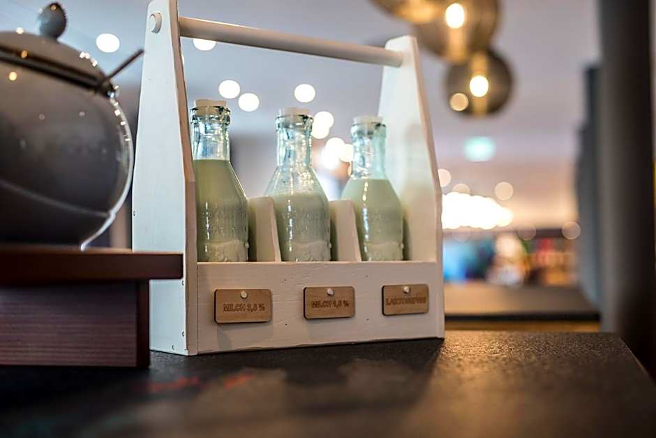 Holiday Inn - the niu, Saddle Furth By IHG