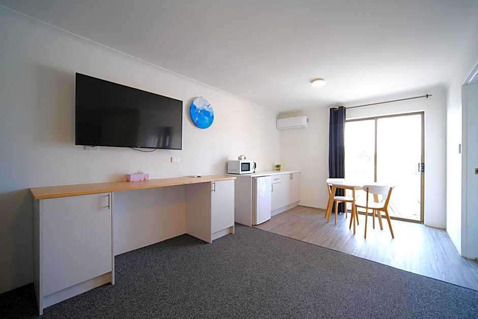 Lakeside Inn Wollongong