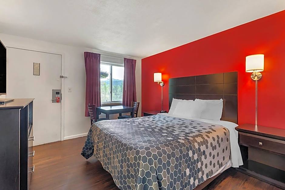 Econo Lodge Lee - Great Barrington