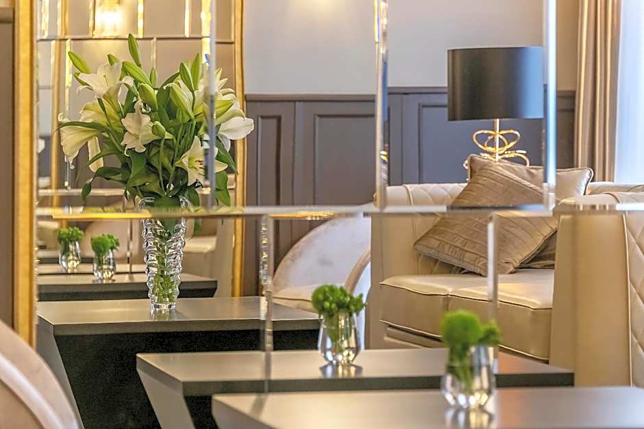 St Palace hotel