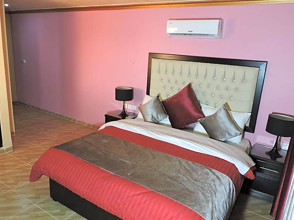 Valentine Inn Luxury