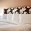 Bella Vista Hotel & Suites