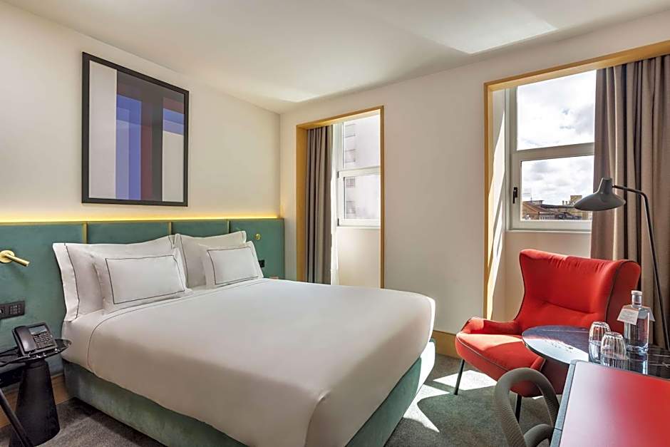 Arts Hotel Porto, Tapestry Collection by Hilton