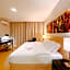 Straits Suite by C Homestay Malacca