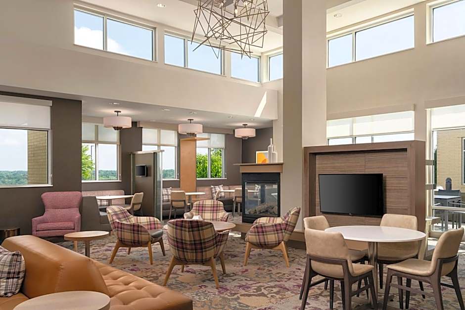 Residence Inn by Marriott Milwaukee West