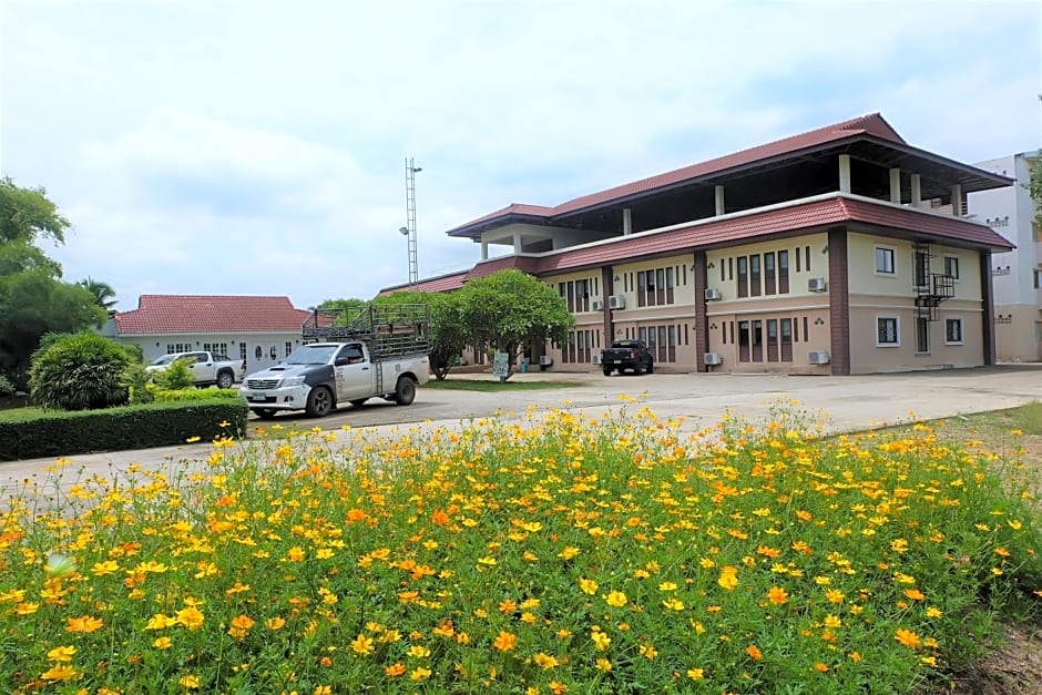 Royal Princess City Lamphun Hotel