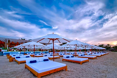 Radisson Blu Hotel & Resort, Abu Dhabi Corniche