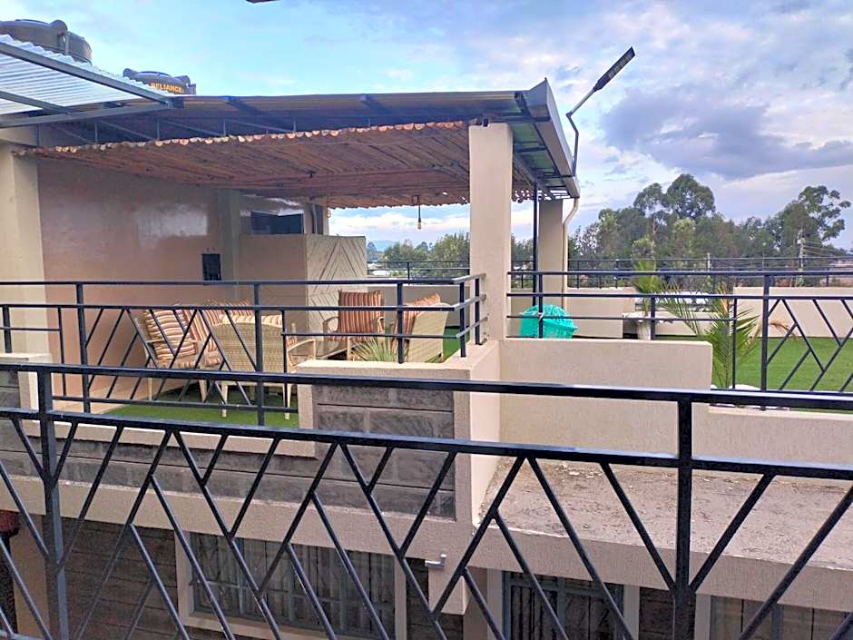 Executive 1&2 Broom Airbnb in Gilgil Nakuru