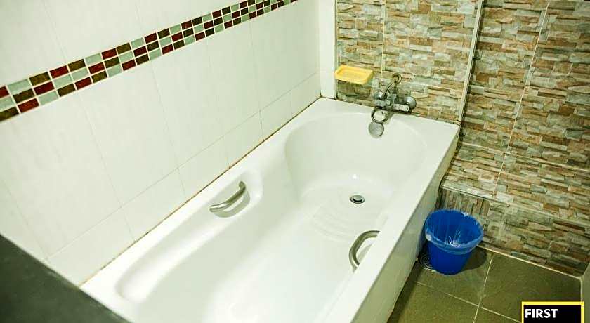 First And Frang Hotel