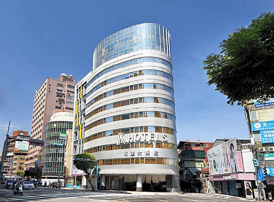 K Hotel - Yunghe