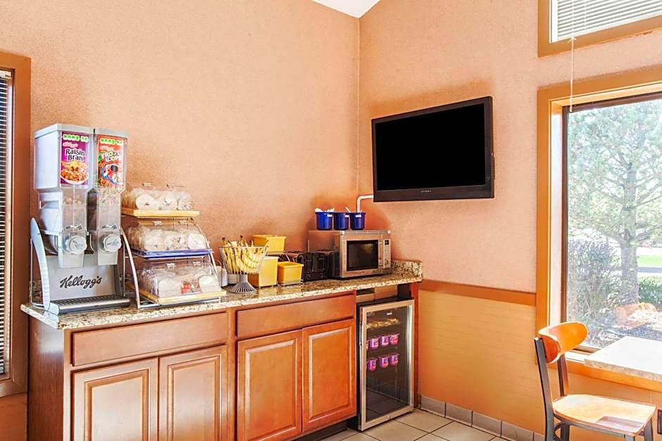 Days Inn by Wyndham Canastota/Syracuse