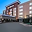 La Quinta Inn & Suites by Wyndham Cleveland Airport West