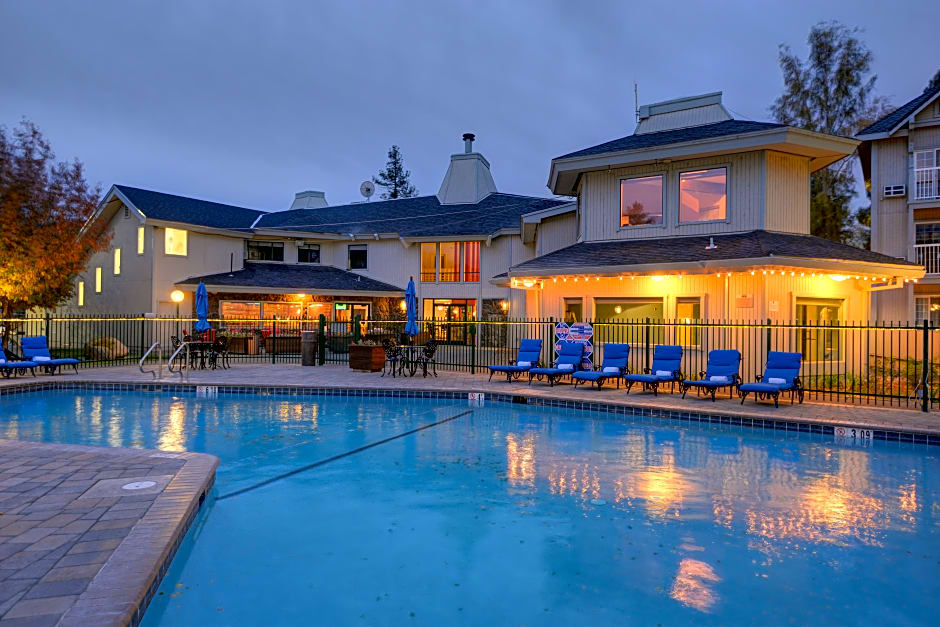 The Beach Retreat & Lodge at Tahoe