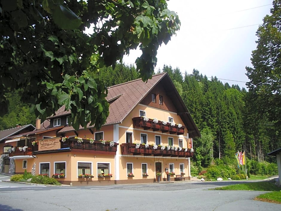 Hotel-Gasthof Strasswirt