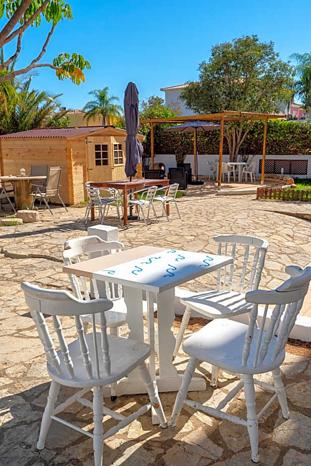 Blife Sun Hostel & Rooms