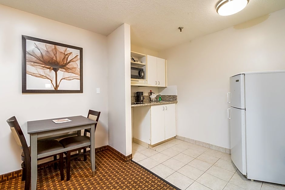 Siegel Select Bartlett