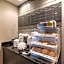 La Quinta Inn & Suites by Wyndham Austin Round Rock