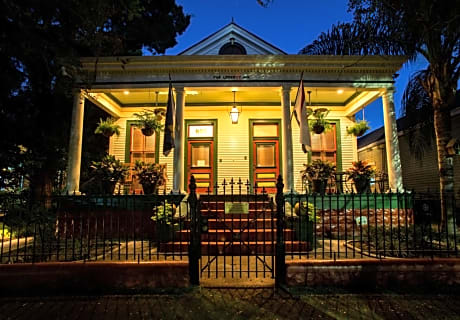 The Lookout Inn