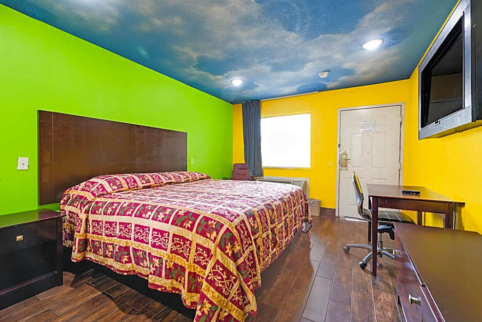 Hotel O Luxury Inn Channelview Baytown I-10