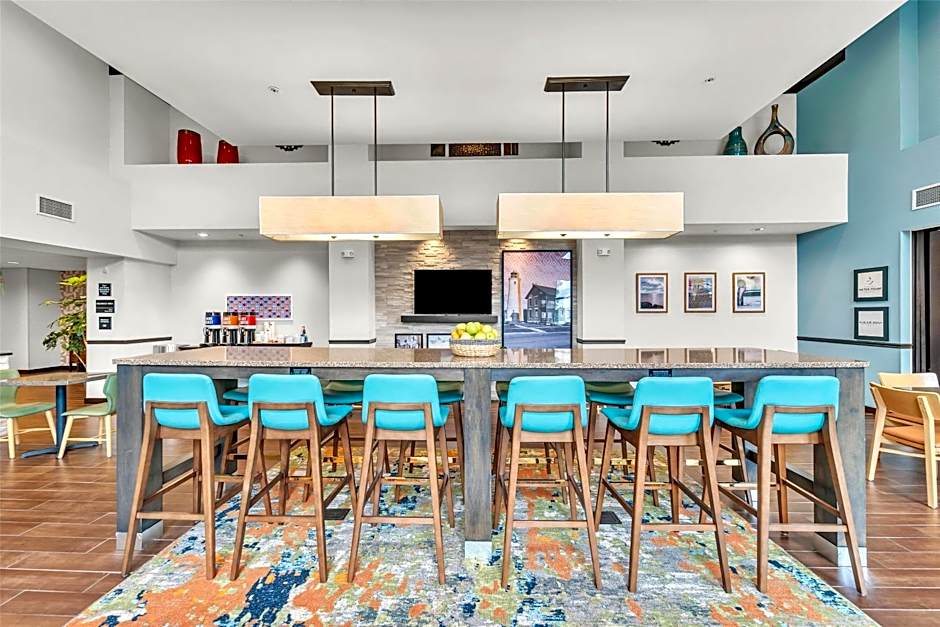 Hampton Inn By Hilton & Suites Kenosha