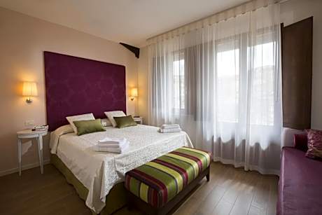 Superior Double or Twin Room with City View