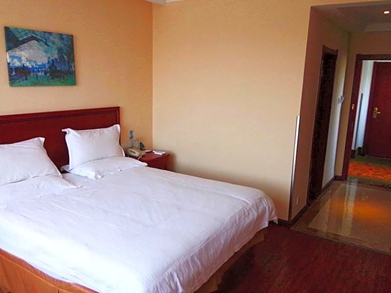 GreenTree Inn Kunshan High Speed Rail Station Hengshan Road Express Hotel