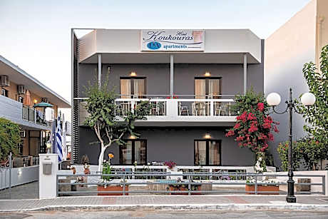 Lia Beachfront Apartments