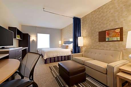 King Studio Suite - Non-Smoking