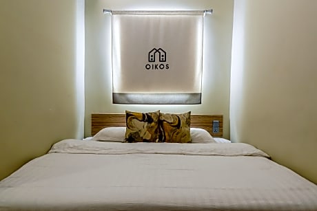 Deluxe King Bed Room