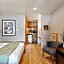 Duck Creek Village Inn