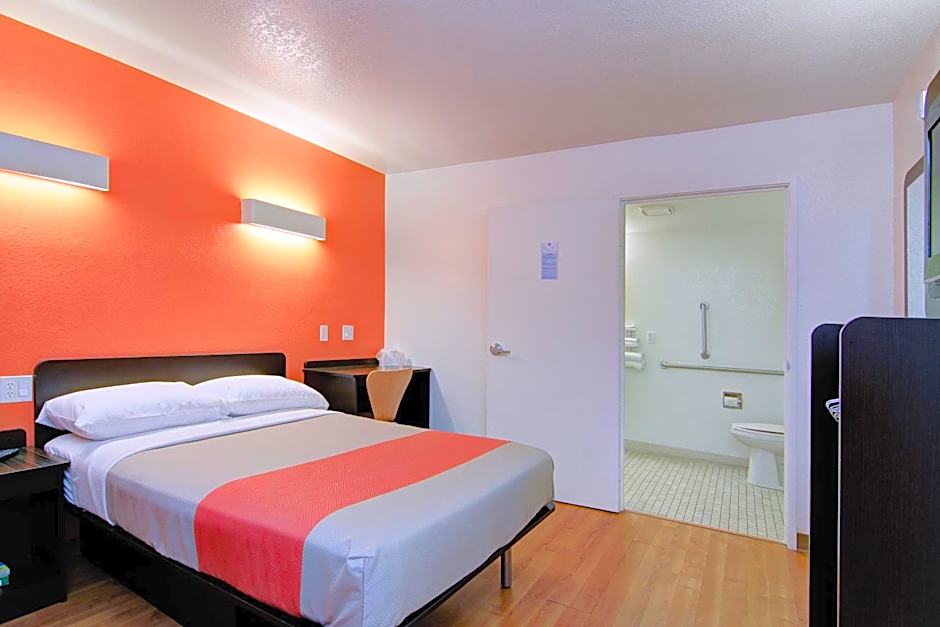 Motel 6 Old town Scottsdale Fashion Square