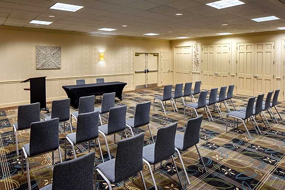 Holiday Inn Weirton-Steubenville Area By IHG