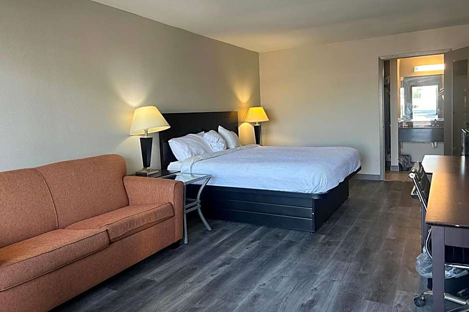 Days Inn by Wyndham Natchitoches