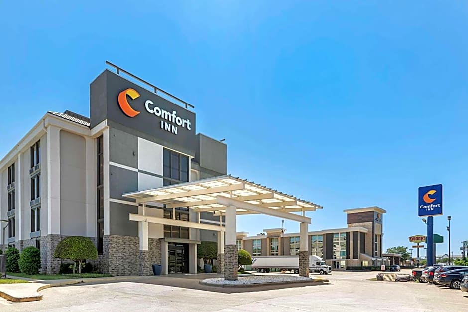 Comfort Inn Dallas North Love Field Airport