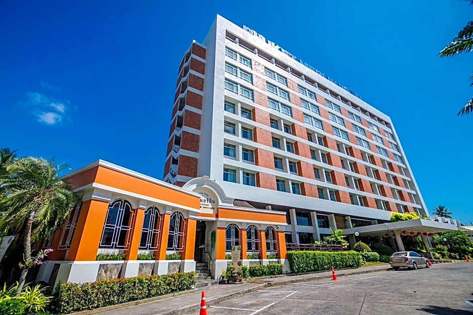 Phuket Merlin Hotel