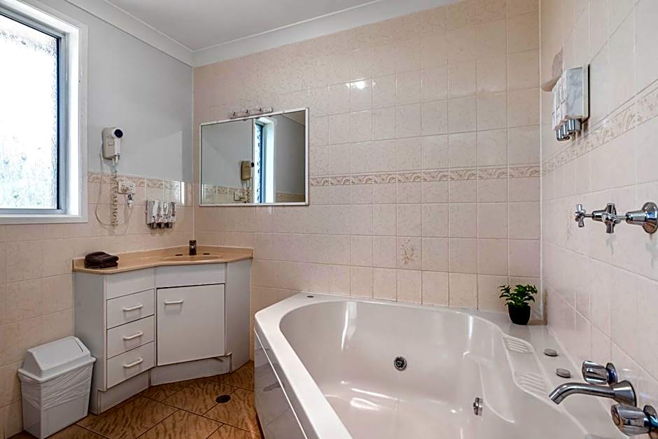 Leichhardt Motor Inn