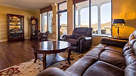 Best Western Wilderness Trail Inn