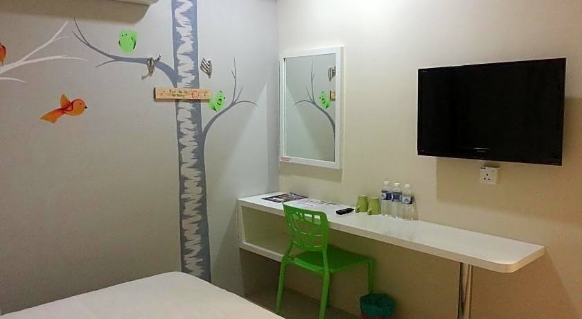 Hotel Strawberry Fields