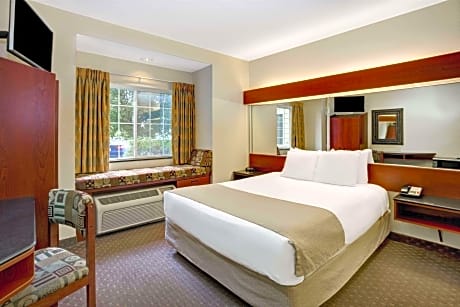 1 Queen Bed, Non-Smoking